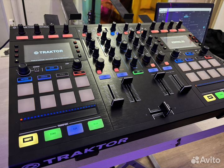 Dj контроллер NI Traktor Kontrol s5