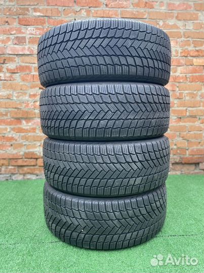 Michelin X-Ice Snow SUV 255/50 R20