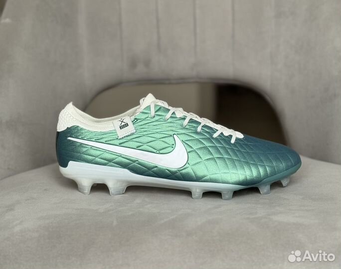 Футбольные бутсы Nike Tiempo Legend 10 Elite FG