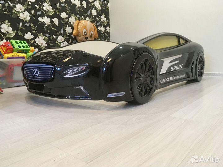 Кроватка-машинка Roadster Мерседес