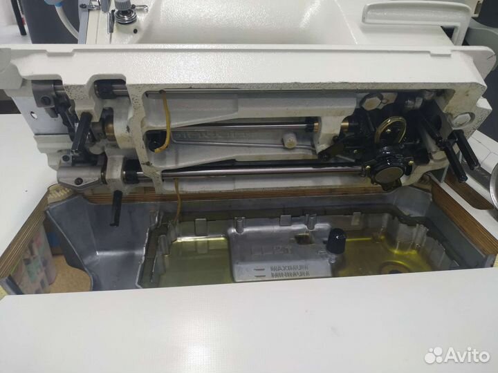 Швейная машина siruba