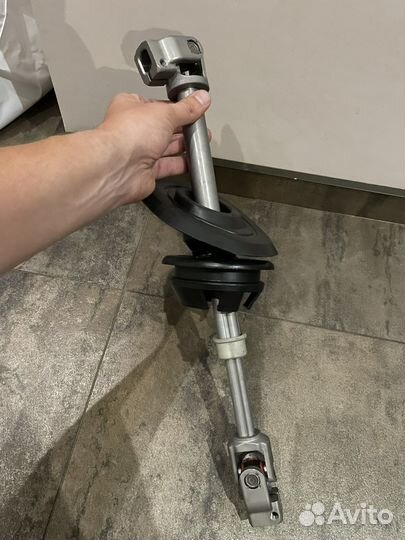 Вал карданый рулевой Pullman. На Audi