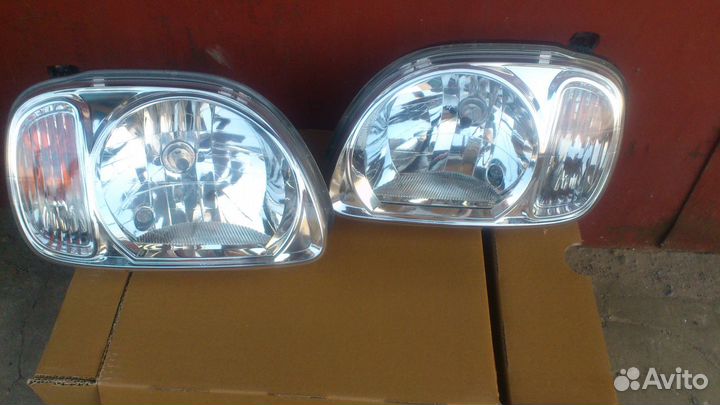 Фара ниссан марч K-11 95-2001г правая/левая