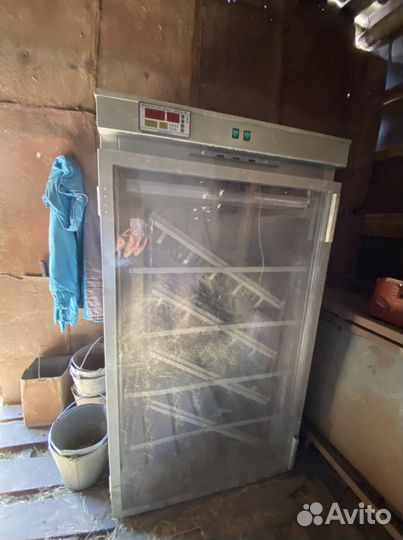 Инкубатор для страусиных яиц 60 штук