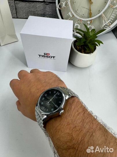 Часы механические Tissot