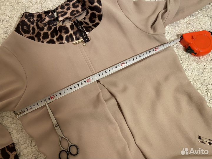 Платье новое с Леопардовой отделкой S