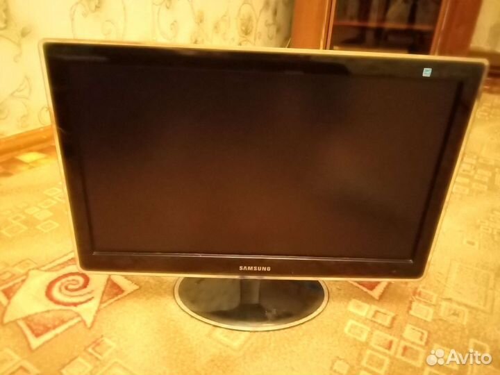 Монитор samsung