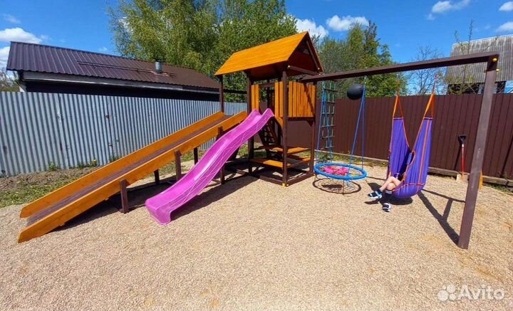 Детский игровой комплекс с зимней горкой