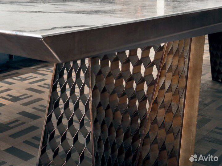 Стол премиум класса мрамор