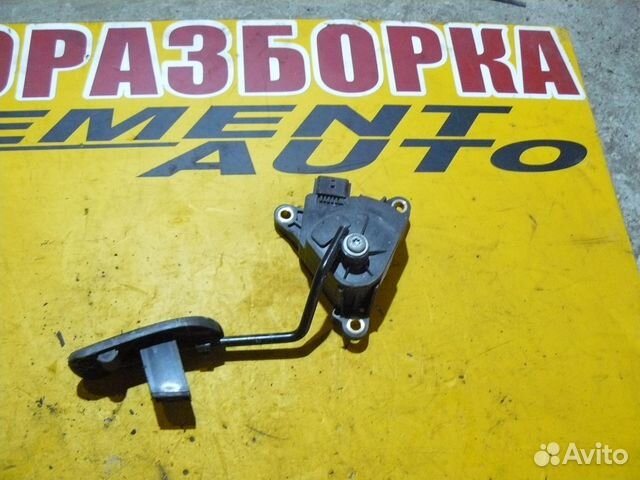 Педаль газа для Nissan Tiida C11 2010г
