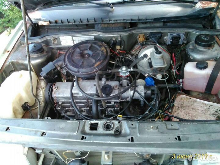 ВАЗ 21099 1.5 МТ, 1995, битый, 180 000 км