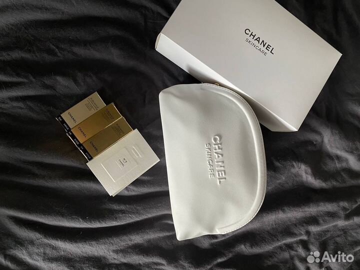 Косметичка Chanel новая миниатюры