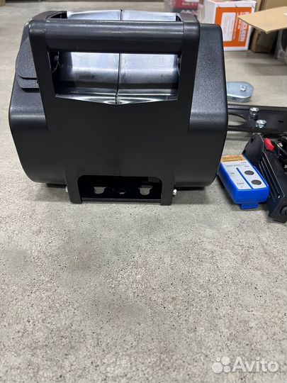 Лебедка катерная 12в 5000lb