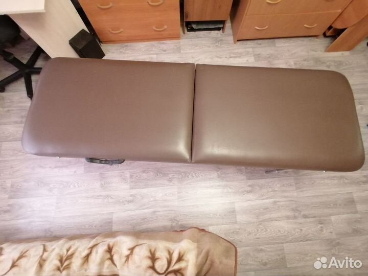 Кушетка косметологическая
