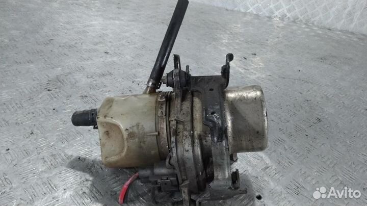 Насос эур 4N513K514DS Volvo S40 / V50 (2004-2013)