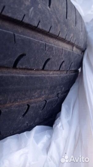 Goodyear EfficientGrip 215/60 R17