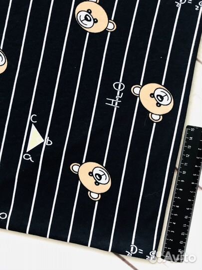 Трикотажная ткань с детским принтом