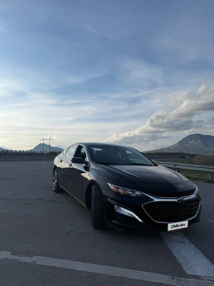 Chevrolet Malibu: фото владельца