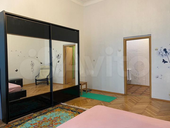 2-к. квартира, 79,9 м², 2/5 эт.