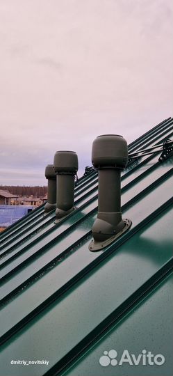 Установка кровельных вентвыходов, снегозадержания