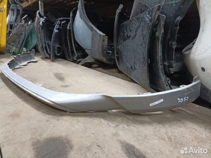 Юбка бампера передняя Toyota Rav4