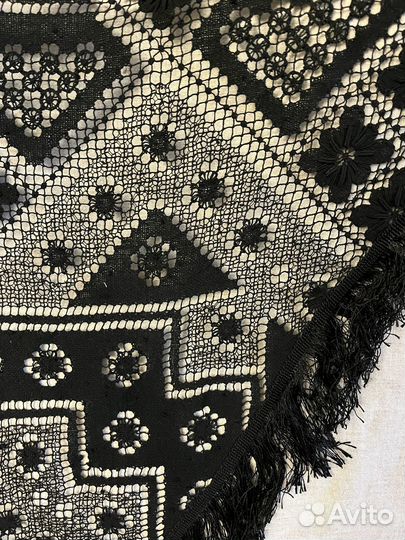 Шаль,платок, филейно-гипюрная вышивка, винтаж СССР