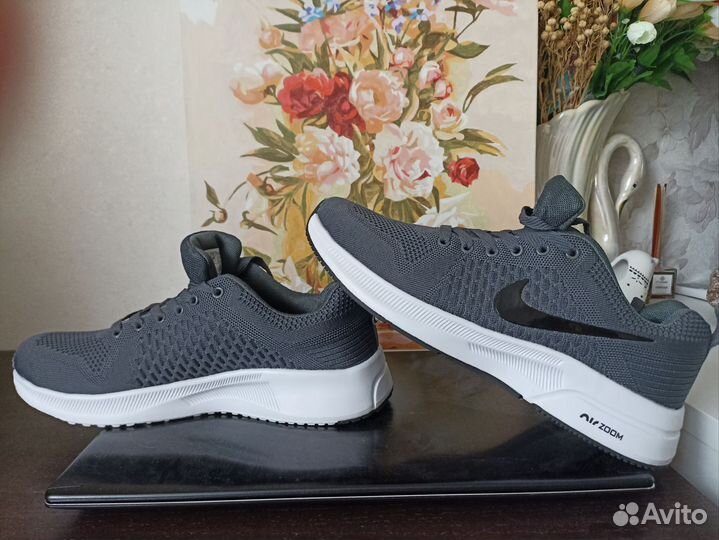 Кроссовки мужские 44 размер nike