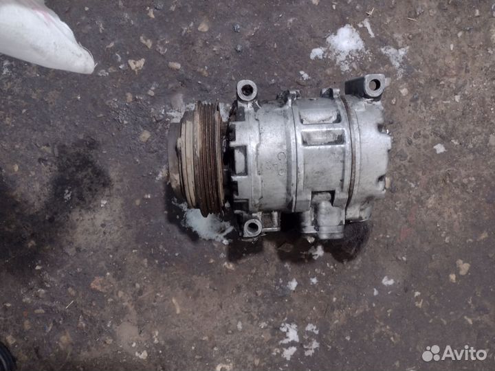 Компрессор кондиционера Пассат б5 1.9