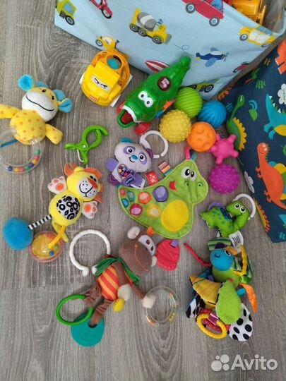 Развивающие игрушки для малышей