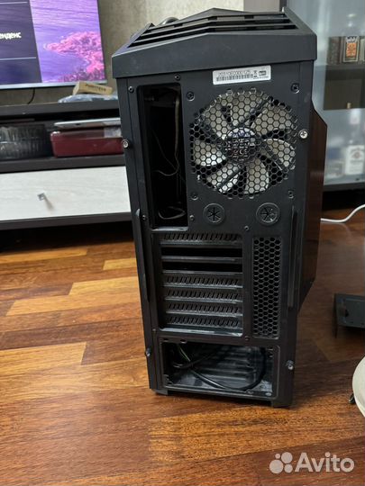 Корпус для компьютера Zalman