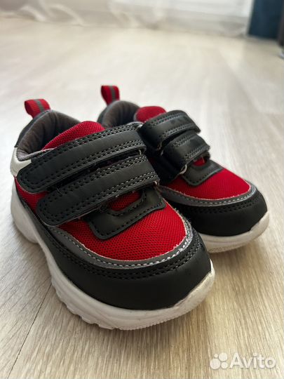 Кроссовки Tombi 22р