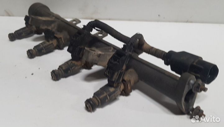 Топливная рампа в сборе Хёндай Акцент 1,5