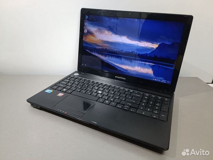 Ноутбук Emachines i5/6gb/HD 5470/ SSD 256/hdd