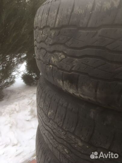 Bridgestone Dueler H/T 225/65 R17