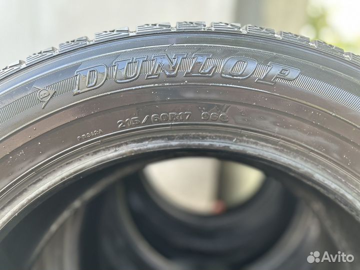 Dunlop Graspic DS3 215/60 R17