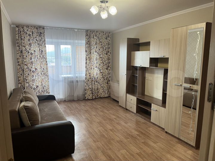 1-к. квартира, 45 м², 13/16 эт.