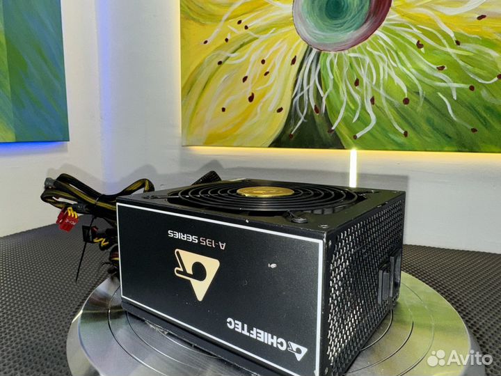 Блок питания Chieftec 750w