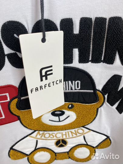 Футболка Love Moschino