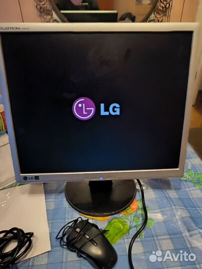 Продам компьютор DNS, мониторы LG