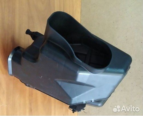 Корпус воздушного фильтра Nissan Murano 2002