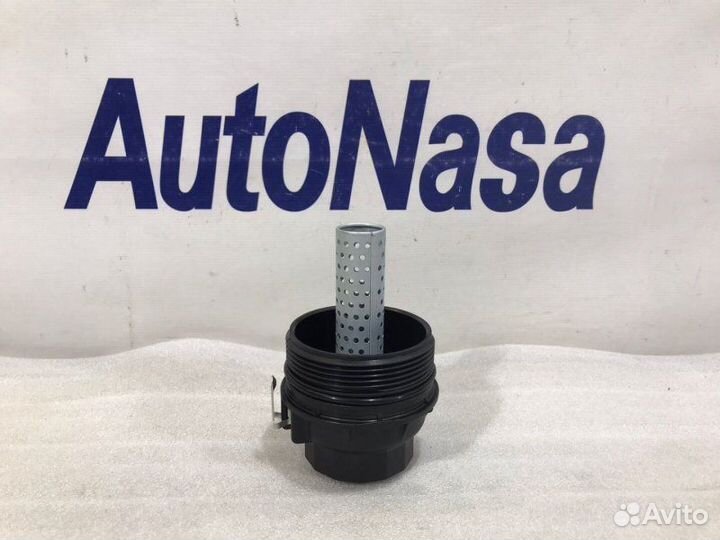 Крышка фильтра Toyota Land Cruiser 200 2008