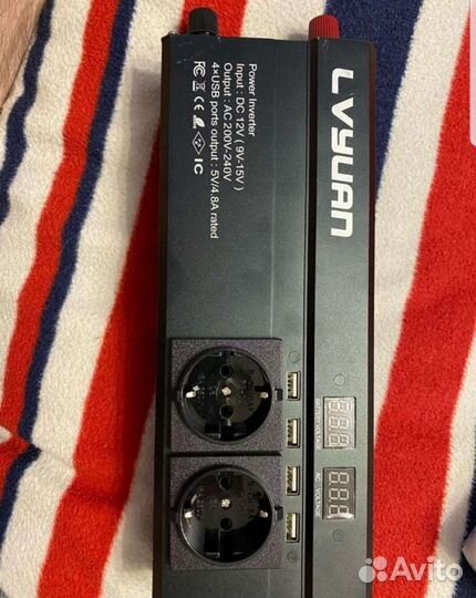 Автомобильный инвертор 12в в 220в