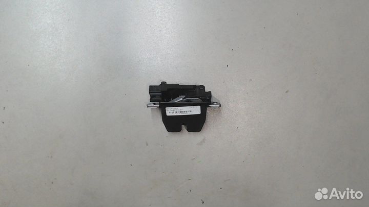 Замок багажника Ford Escape 2015, 2017