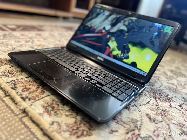 Игровой Ноутбук Dell core i5/6гб/ssd/ GT 525m