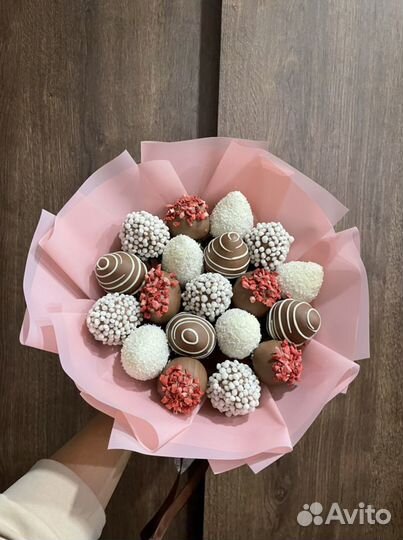 Букет из клубники в шоколаде