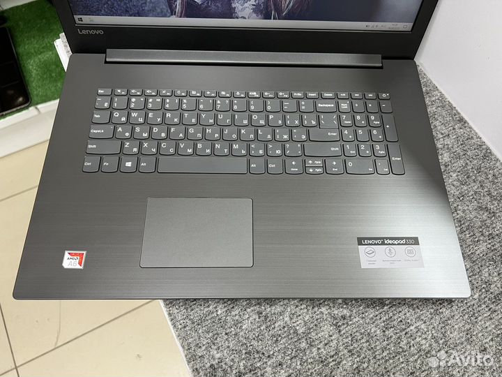 Идеальный Lenovo 330-17AST A6-9225 Radeon 530 2Gb