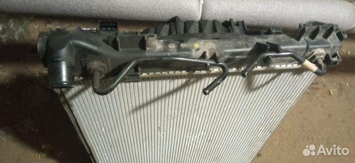 Радиатор охлаждения двигателя на Hyundai Tucson 3