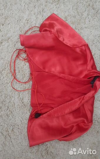 Стильное вечернее платье на лямках с балеро