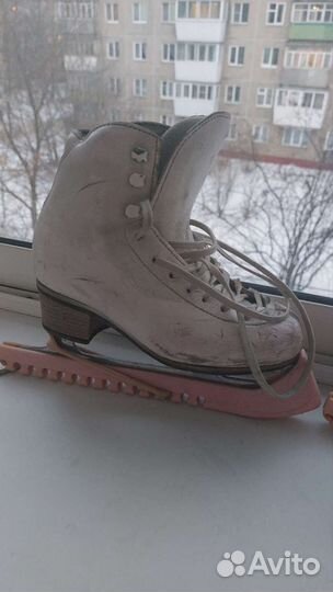 Коньки фигурные