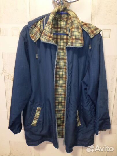 Ветровка женская